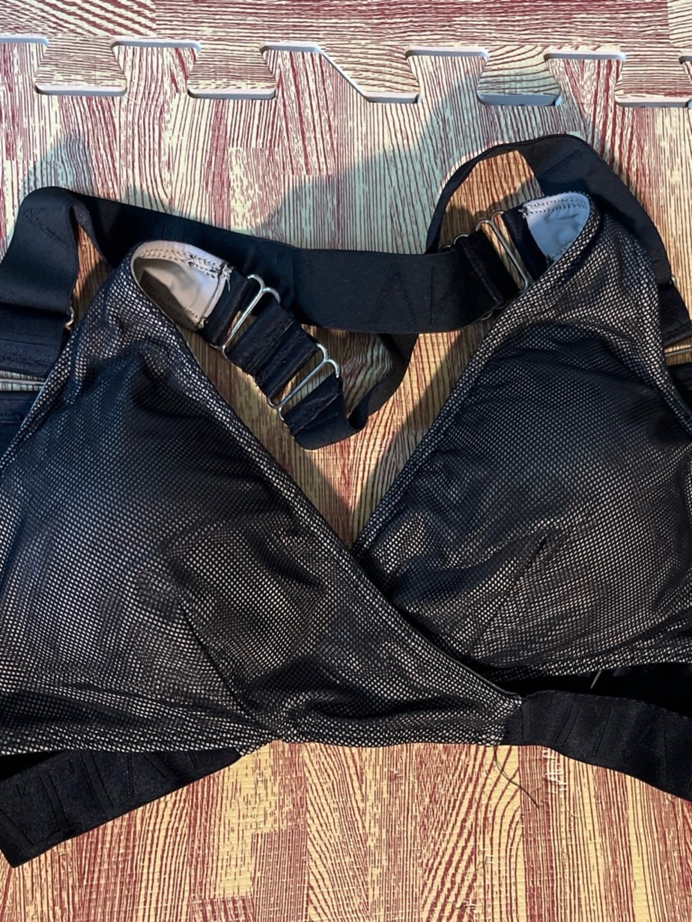 Tatiana Active Mesh Sports Bra and High-Rise CXIX Gecko Grip Biker Shorts SET - Picture 6 of 10
